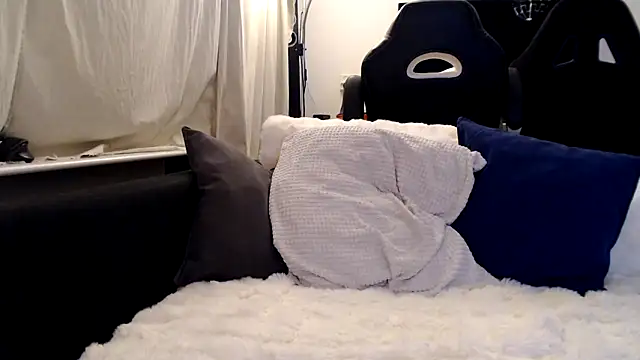 Snapshot of Sexy_Ass_Mike chatting on 03-18-26, 01:31 Sexy Ass Mike online show from 03-18-26, 01:31