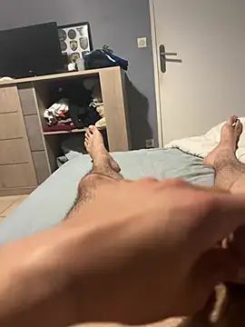 Snapshot of magicdickx21 chatting on 06-07-26, 11:36 magicdickx21 online show from 06-07-26, 11:36