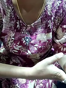 Snapshot of call_me_rani143 chatting on 02-15-26, 01:41 call me rani143 online show from 02-15-26, 01:41