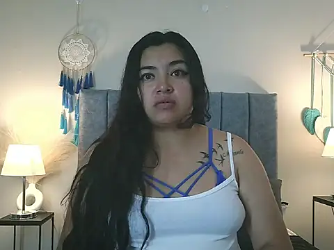 Snapshot of KatalynaSweet chatting on 02-26-26, 03:38 KatalynaSweet online show from 02-26-26, 03:38