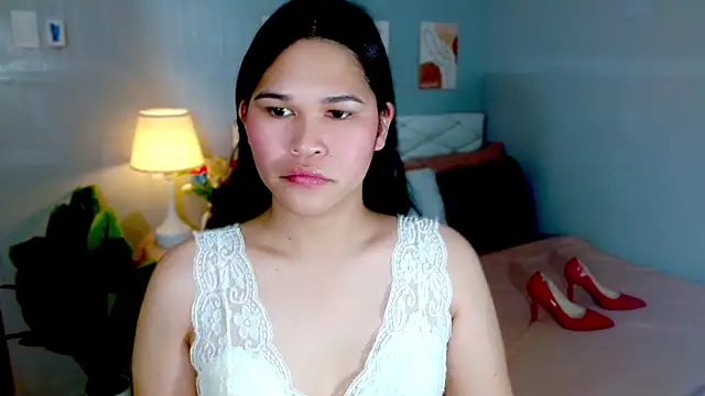 Snapshot of alianabrooks chatting on 05-08-26, 01:11 alianabrooks online show from 05-08-26, 01:11