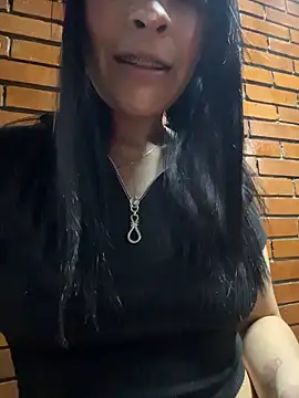 Snapshot of cristal__violetaa chatting on 02-13-26, 03:13 cristal violetaa online show from 02-13-26, 03:13