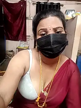 Snapshot of Madhusri_Tamil_Telugu chatting on 05-07-26, 04:23 Madhusri Tamil Telugu online show from 05-07-26, 04:23