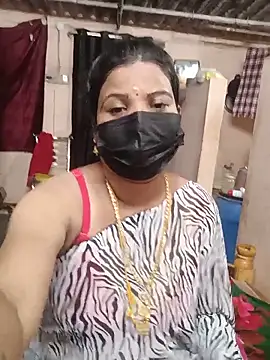 Snapshot of Madhusri_Tamil_Telugu chatting on 05-19-26, 04:24 Madhusri Tamil Telugu online show from 05-19-26, 04:24