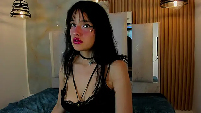 Snapshot of madissonrousecs chatting on 07-08-26, 02:54 madissonrousecs online show from 07-08-26, 02:54