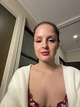 Evayra online show from 04-19-26, 04:17