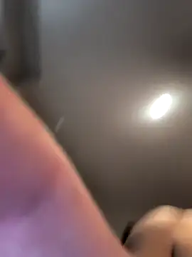 Snapshot of Juankstro chatting on 11-22-25, 10:47 Juankstro online show from 11-22-25, 10:47