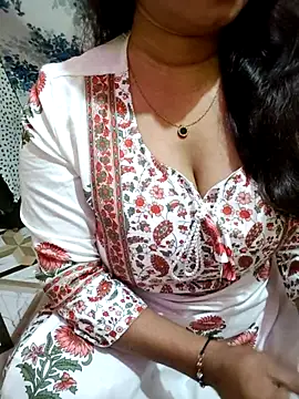 Snapshot of PARI51 chatting on 02-27-26, 08:09 PARI51 online show from 02-27-26, 08:09