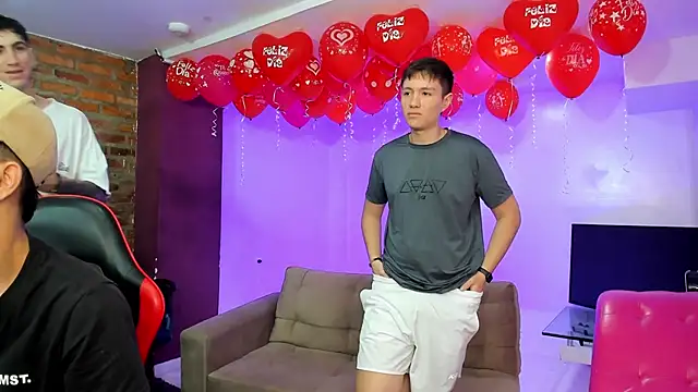 Snapshot of Bad_Boys777 chatting on 02-19-26, 09:55 Bad Boys777 online show from 02-19-26, 09:55