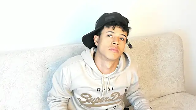 Snapshot of _Alex_Colton chatting on 02-11-26, 09:42 Alex Colton online show from 02-11-26, 09:42