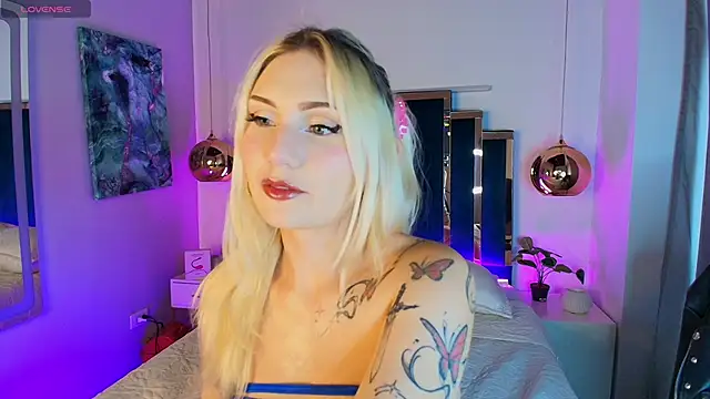 Mariluu  online show from 05-14-26, 08:04