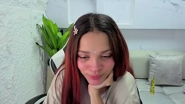 Snapshot of aurora_tp chatting on 02-07-26, 02:15 aurora tp online show from 02-07-26, 02:15