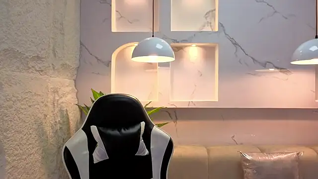 Snapshot of aurora_tp chatting on 02-12-26, 02:39 aurora tp online show from 02-12-26, 02:39