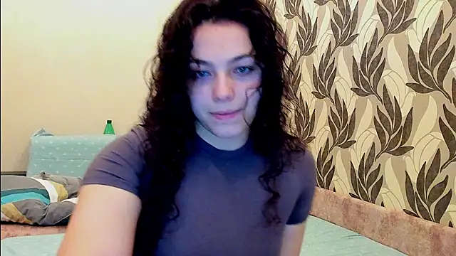 Dianasi online show from 02-18-26, 03:08