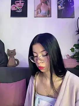 Snapshot of violettahotass chatting on 02-20-26, 03:23 violettahotass online show from 02-20-26, 03:23