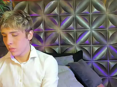 Snapshot of DannyParker_ chatting on 02-25-26, 05:06 DannyParker online show from 02-25-26, 05:06