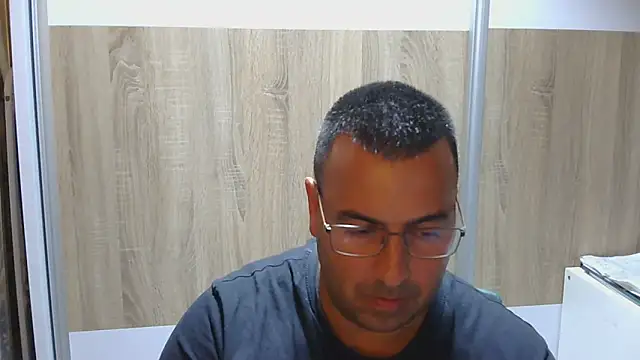 Snapshot of VanillaTime78-Jorge chatting on 05-27-26, 05:15 VanillaTime78-Jorge online show from 05-27-26, 05:15