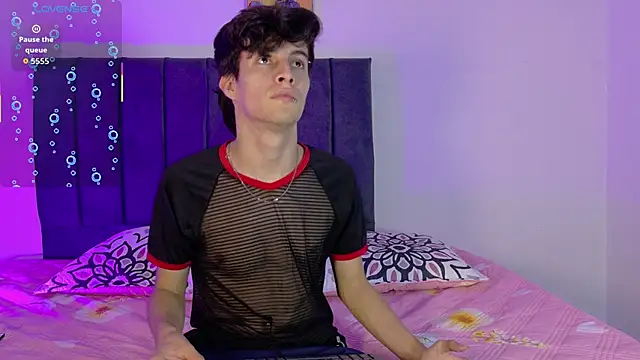 Snapshot of axxxel_twink chatting on 06-27-26, 02:27 axxxel twink online show from 06-27-26, 02:27