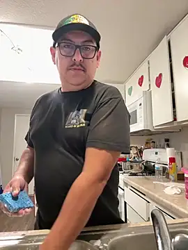 Skizm1986 online show from 02-10-26, 05:50