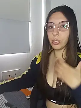 Snapshot of Nikolth_4 chatting on 02-03-26, 03:28 Nikolth 4 online show from 02-03-26, 03:28