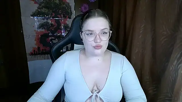 Snapshot of Teasing_Dora chatting on 02-26-26, 08:19 Teasing Dora online show from 02-26-26, 08:19