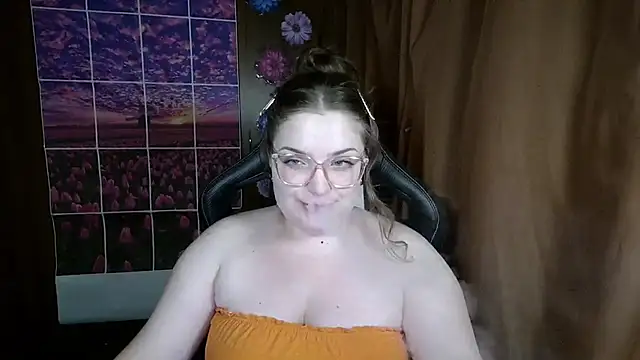 Teasing Dora online show from 07-07-26, 10:25