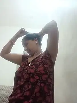 Snapshot of punamji_sexe chatting on 05-13-26, 05:05 punamji sexe online show from 05-13-26, 05:05