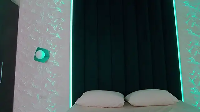 Snapshot of Ivy_Allen chatting on 02-20-26, 05:57 Ivy Allen online show from 02-20-26, 05:57