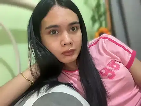 Snapshot of devine_goddess chatting on 02-27-26, 11:21 devine goddess online show from 02-27-26, 11:21