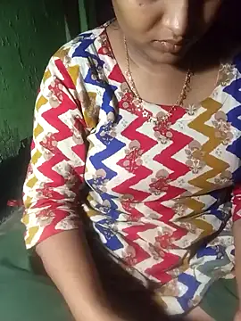 Romantic-Couple999 online show from 03-12-26, 09:10