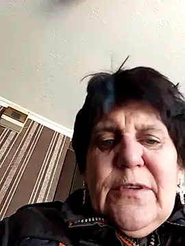 IrchykLove online show from 04-28-26, 09:58