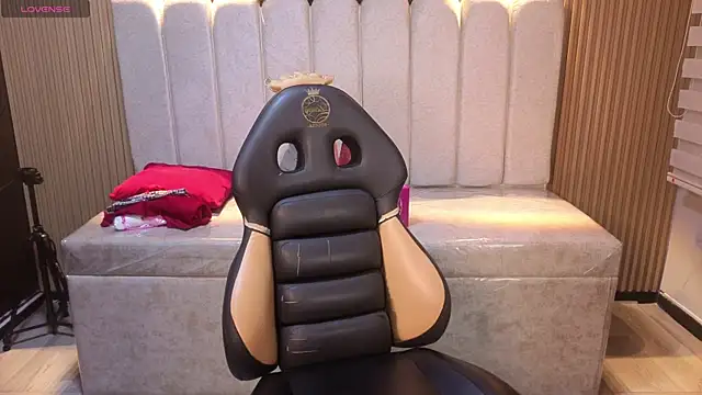 Lynn turner online show from 04-17-26, 12:41