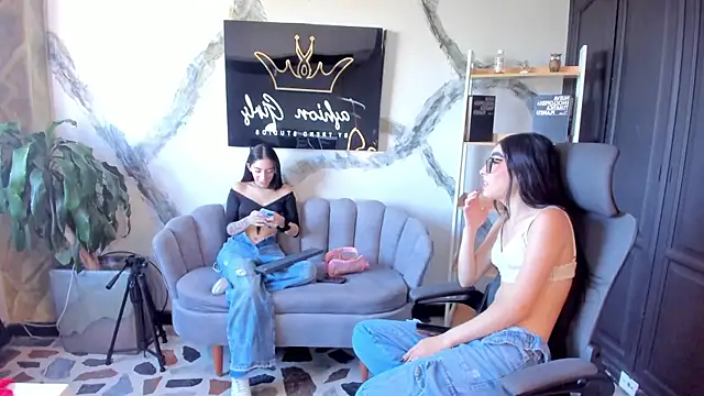 GemmaBrown online show from 03-20-26, 01:49