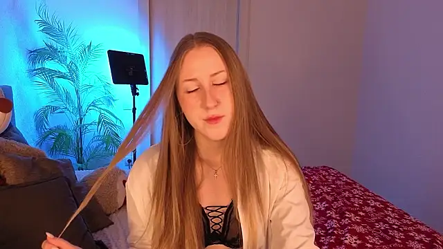 Snapshot of CassieReborn chatting on 02-02-26, 09:57 CassieReborn online show from 02-02-26, 09:57