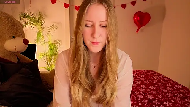 Snapshot of CassieReborn chatting on 02-23-26, 03:42 CassieReborn online show from 02-23-26, 03:42