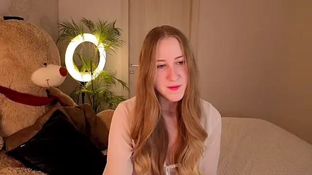 Snapshot of CassieReborn chatting on 03-02-26, 04:14 CassieReborn online show from 03-02-26, 04:14