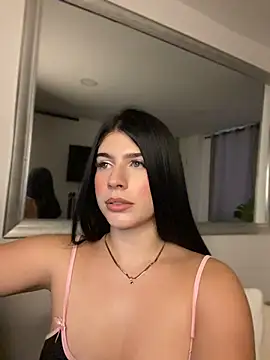 Snapshot of _HannahFox_ chatting on 08-07-26, 11:18 HannahFox online show from 08-07-26, 11:18
