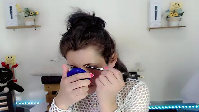 Snapshot of NathalialLooes chatting on 04-14-26, 05:46 NathalialLooes online show from 04-14-26, 05:46