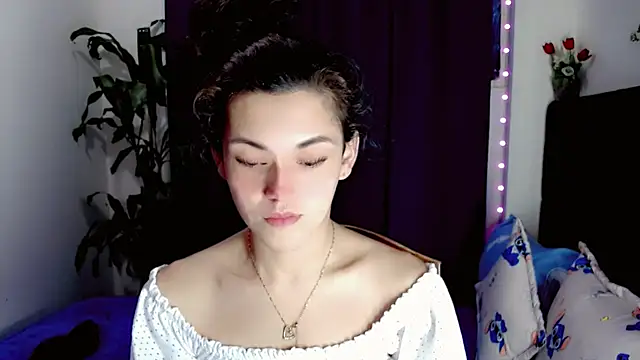 NathalialLooes online show from 07-17-26, 06:35