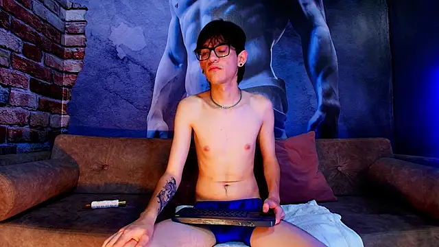 Snapshot of Jax_valentine chatting on 02-24-26, 11:03 Jax valentine online show from 02-24-26, 11:03