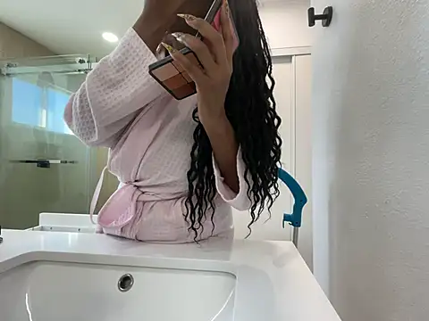 Snapshot of Anadia_Starr chatting on 02-17-26, 11:22 Anadia Starr online show from 02-17-26, 11:22