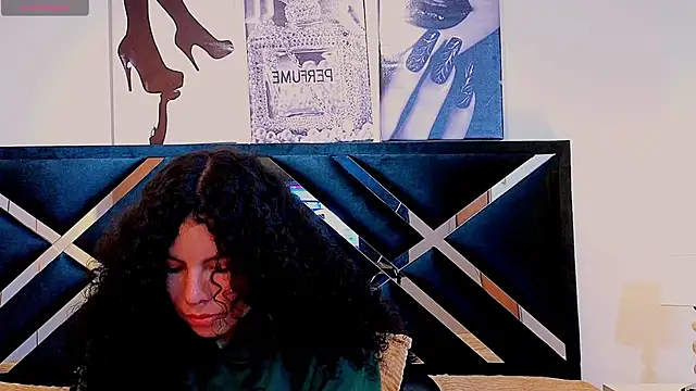 Zoe-yanin online show from 04-16-26, 06:52