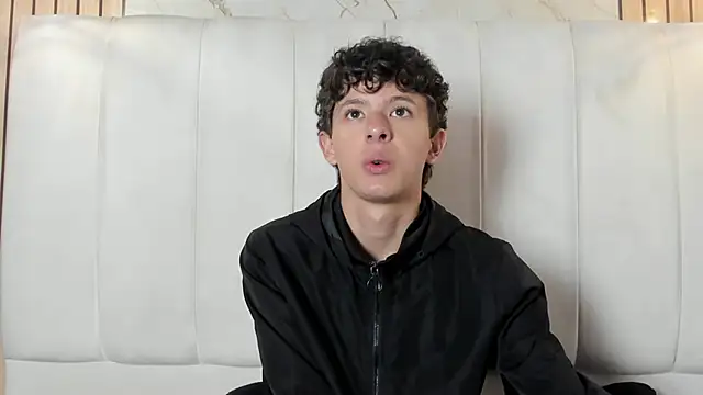 Snapshot of David_Roy_ chatting on 02-23-26, 12:57 David Roy online show from 02-23-26, 12:57