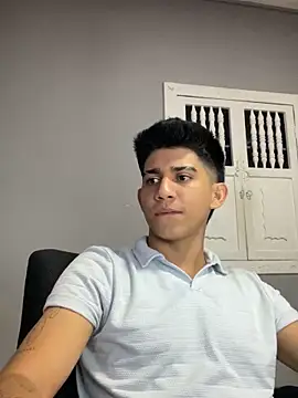 Thiago Olsen online show from 02-03-26, 04:54