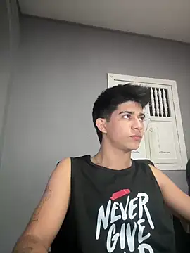 Thiago Olsen online show from 02-11-26, 05:23