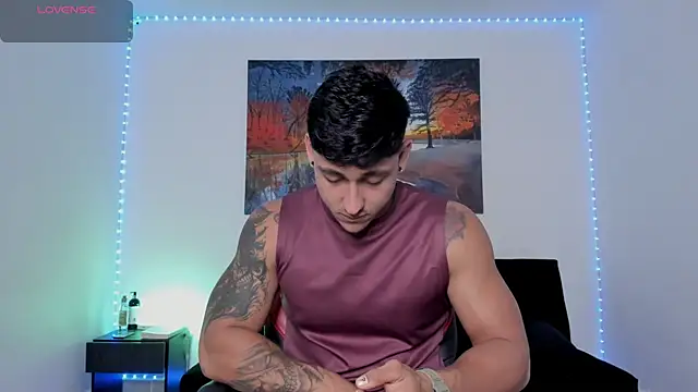 Snapshot of ryanwhite3 chatting on 02-09-26, 10:14 ryanwhite3 online show from 02-09-26, 10:14