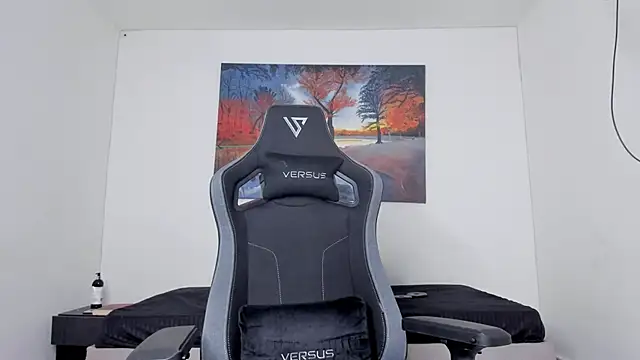 ryanwhite3 online show from 04-08-26, 10:32