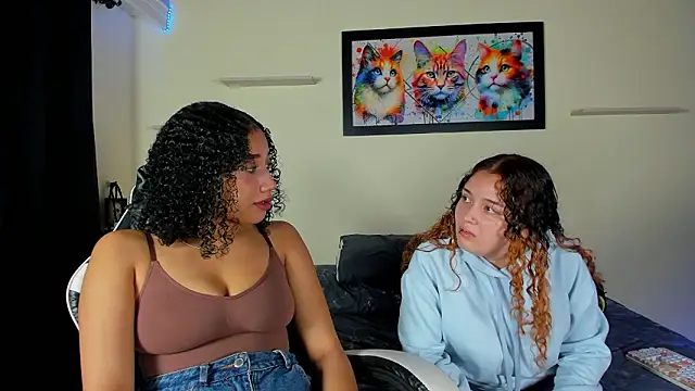 Snapshot of meredit_cris23 chatting on 02-11-26, 03:33 meredit cris23 online show from 02-11-26, 03:33