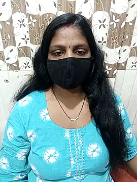 Snapshot of Parul-009 chatting on 02-05-26, 05:12 Parul-009 online show from 02-05-26, 05:12