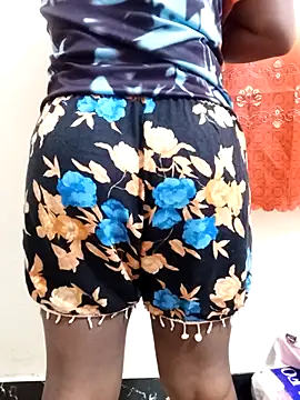 Snapshot of ShatraKaleesi chatting on 02-03-26, 06:40 ShatraKaleesi online show from 02-03-26, 06:40